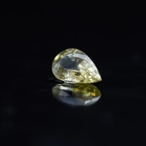Yellow Sapphire (Ceylon), 1.06 CT.