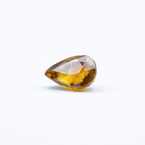 Sphene 1.50 CT.